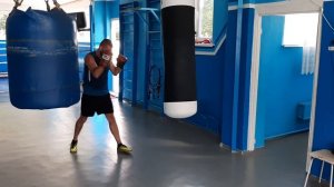 Жёсткая и техничная работа на мешке в Зале бокса Колодия
