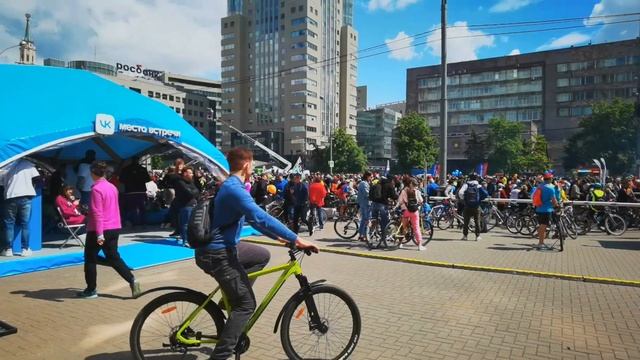 Московский Велофестиваль, Стартовый городок смотреть онлайн