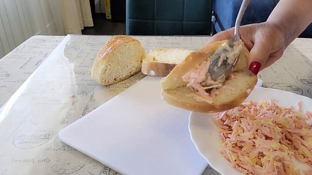 БЫСТРЫЙ И ПРОСТОЙ ЗАВТРАК / Горячие Бутерброды за 5 Минут на Скорую руку. смотреть онлайн