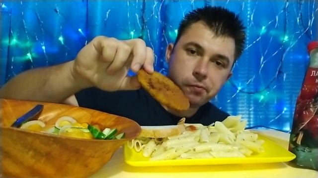 МУКБАНГ ? Обжор Макароны | Котлеты Народные #breakfast #mukbang #asmr смотреть онлайн