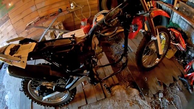 #РАСПАКОВКА Новых тюнячек и #ГОВНОМЕСИК Снятие бошки. [irbis ttr250r] смотреть онлайн