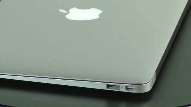 MacBook Air 11" - test PC World смотреть онлайн