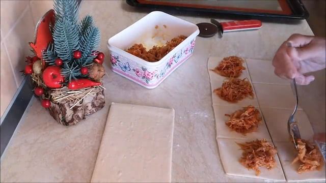 Слойки из Слоеного Теста с Капустой Пирожки с Капустой Быстрая Домашняя выпечка из слоеного теста