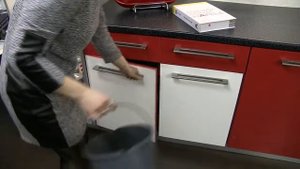 Ведро для мусора автоматическое