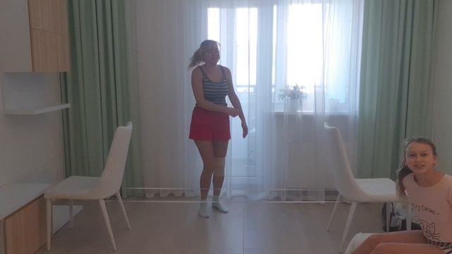 Карантин! Резиночки! Самоизоляция! Что делать дома? А мы почти во дворе😁🤪! Игры детства смотреть онлайн