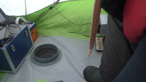 Зимняя РЫБАЛКА с Ночёвкой. Можайское вдх. В палатке тепло и КОМФОРТНО!