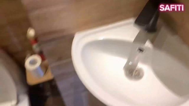 НЕЛЕГАЛЬНЫЙ ТРЕШ-САЛОН в Сочи / «Это не салон, это мой дом, я тут живу» / Салон вызвал полицию!