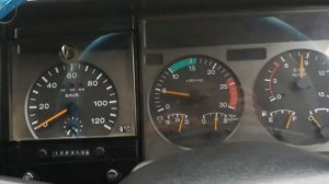 Nissan diesel v10 sound