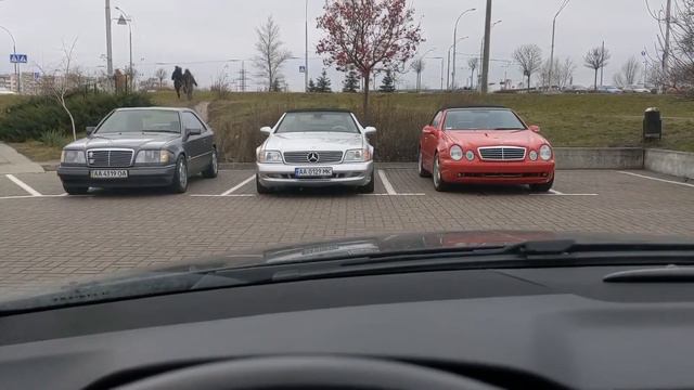 Cars&Coffee with Mercedes-Benz. C124, R129, CLK208. смотреть онлайн
