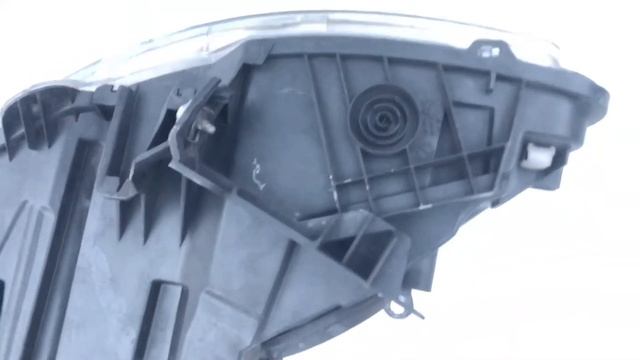 Фара правая КСЕНОН для Ситроен С4 Ц4 Citroen C4 (2006-2010г) смотреть онлайн