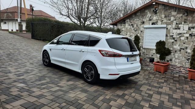 Ford S-max Titanium - ST Line смотреть онлайн