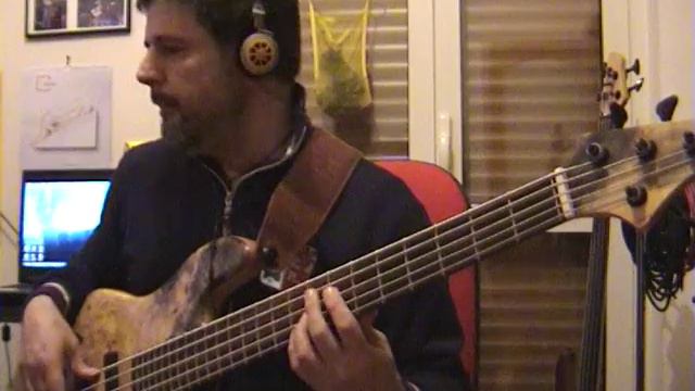 Think by ARETHA FRANKLIN bassline with bass Elrick NJS 5 by Rino Conteduca смотреть онлайн