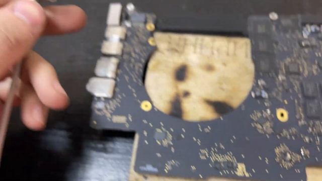 Не включается MacBook Pro 15 Mid 2015 A1398 ремонт на половину , ретроградный Меркурий смотреть онлайн