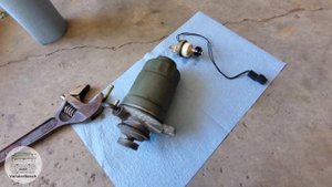 1991 Mitsubishi Delica L300 - Fuel Filter Replacement