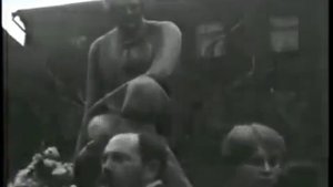 СЕРГЕЙ ЕСЕНИН В КАДРАХ КИНОХРОНИКИ