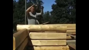 Разметка и рубка чашки оцилиндрованного бруса