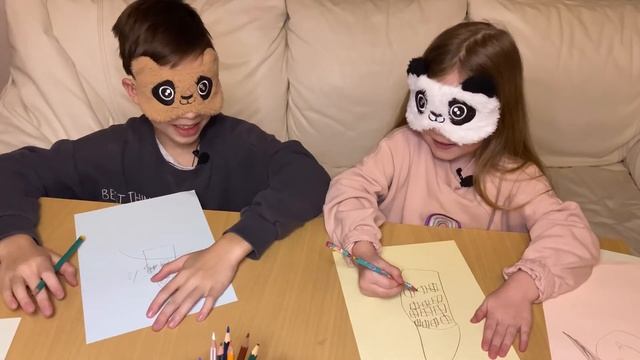 Челендж рисуем с закрытыми глазами ? | Мирон и Марфа смотреть онлайн