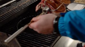 Превращаем газовый гриль в вертел и готовим бразильский стейк пиканья