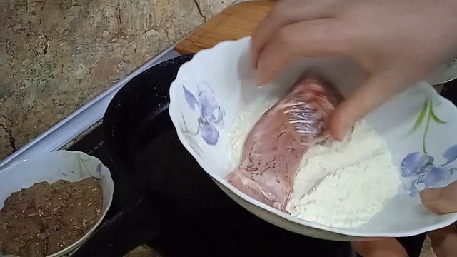 How fish is fried in Russia. Fried fish roe. Recipe for juicy fried fish. Как в России жарят рыбу