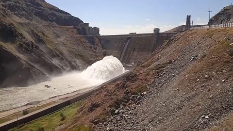 Kyrgyzstan Kirov reservoir (Киргизия Кировское водохранилище)