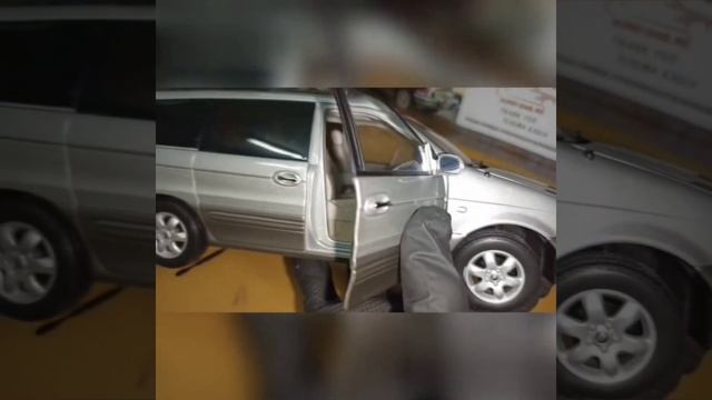 1/18 Kia Carnival KV-II Diecast Model Car 1:18 (Unboxing/Review) смотреть онлайн