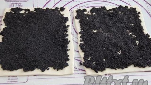 Булочки с маком из слоёного бездрожжевого теста