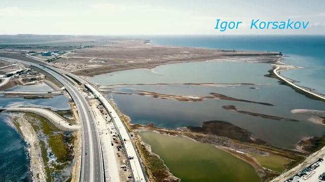 Крымский(июль 2018)мост! Ура!!! Первый поезд на мосту с Тамани! Дождались! Свежачок! смотреть онлайн