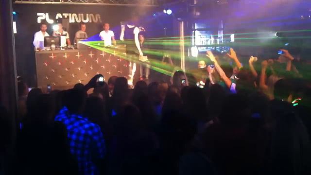Шамиль aka Oskar - Между Мной и Тобой (live in Platinum Club / Kaliningrad) смотреть онлайн