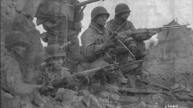 ЧЕМ СНАРЯЖАЛИ СОЛДАТ США ВО ВТОРОЙ МИРОВОЙ?