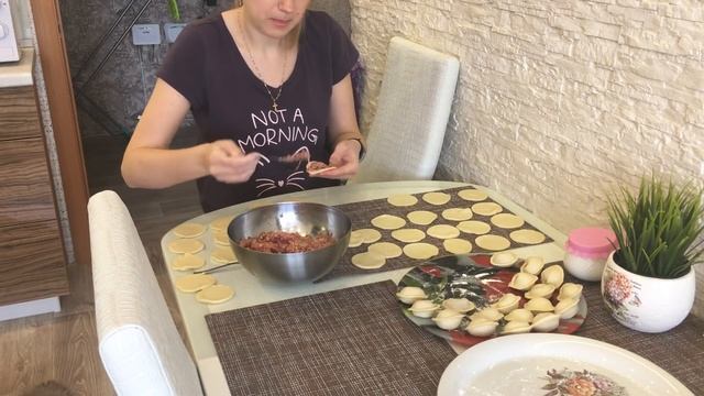 Лепим пельмени/ Откровенно о жизни...