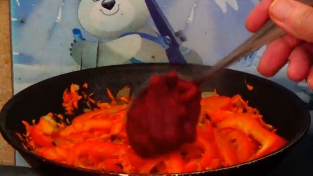 Тушеная фасоль с мясом и овощами. Фасоль с мясом. Фасоль тушеная с мясом и овощами