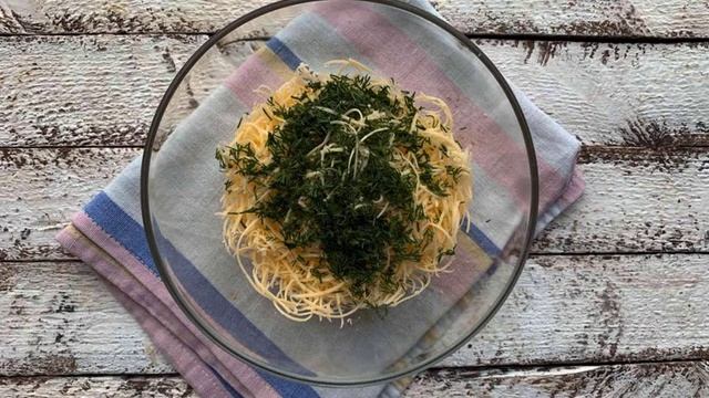 Салат Избушка из крабовых палочек смотреть онлайн