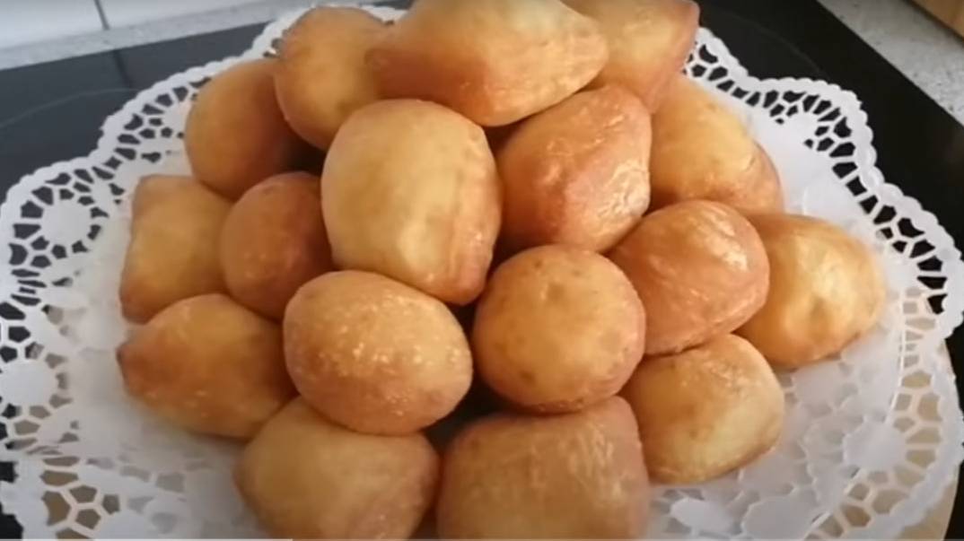 БАУРСАКИ на Кефире- мягкие, воздушные, румяные и очень вкусные.