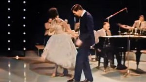 Fly Me To the Moon  -  Alma Cogan