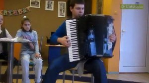 ВИРТУОЗ ИГРАЕТ НА АКАРДЕОНЕ)))))№1