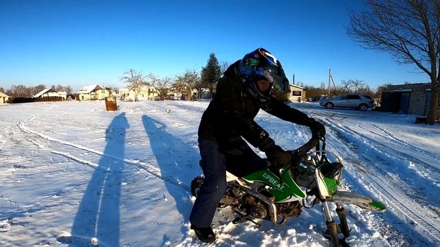 Ставим лыжу на мотоцикл смотреть онлайн