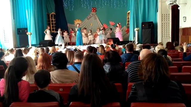 Танец принцесс Кривой Рог Карачуны ДК Дивертисмент смотреть онлайн