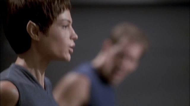 T'pol questions Archers priorities while jogging смотреть онлайн