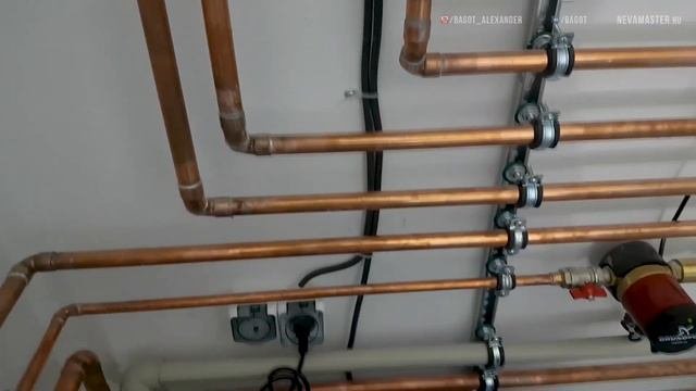 ✅ Котельная в частном доме на 2 котла. Секреты монтажа. [SashaBagot.ru]