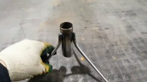 Стильная подставка для ёлки своими руками