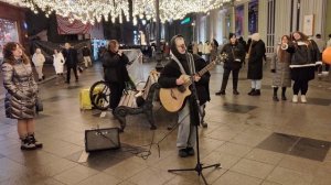 Баста - Сансара - #Василий_Вакуленко - #кавер #песни #спела #Юлия_Куч на #Никольской_улице в #Mosco