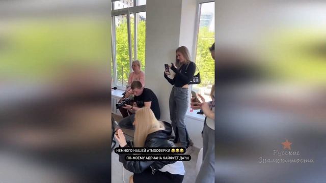 Дочка Ханны Адриана на фотосессии смотреть онлайн