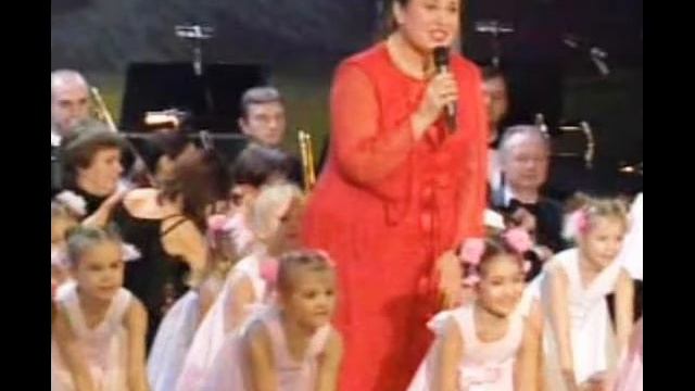 Валентина Толкунова Весенний май смотреть онлайн