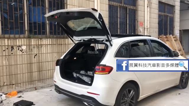 賓士. M-Benz .B-Class B180.B200.W247電動尾門(靜音電吸式)+腳踢感應(選配)(20年式) смотреть онлайн