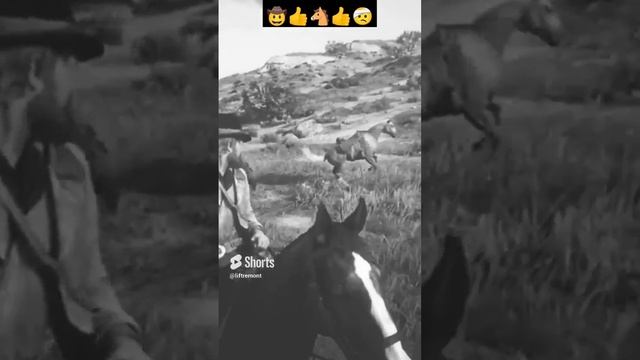 Лягнула лошадь (Red dead redemption 2 rdr2 рдр2) #shorts #лифтремонт #shortvideo #rdr2