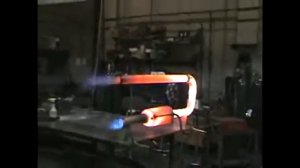 Попытка сделать детанационное горение на опилках