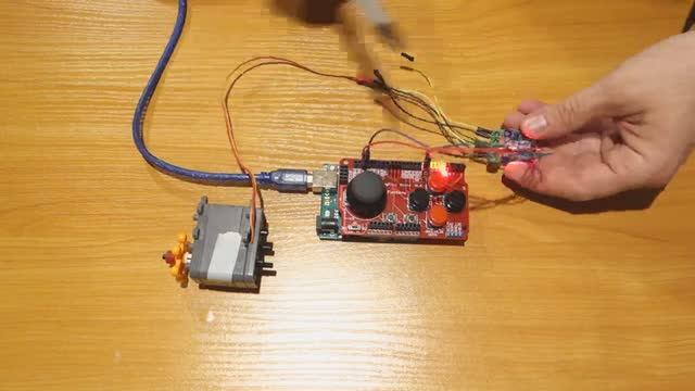 10 . FLProg. Arduino без написания кода. Управление мотором с кнопок джойстик-шилда с модуль L9110