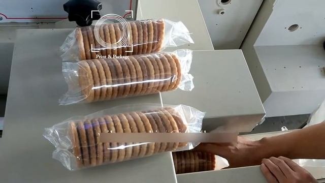 Горизонтальная упаковочная машина для упаковки печенья на ребре конверт
