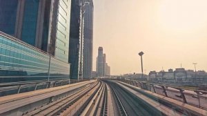Почувствуй себя машинистом! Дубайское метро, вид из первого вагона