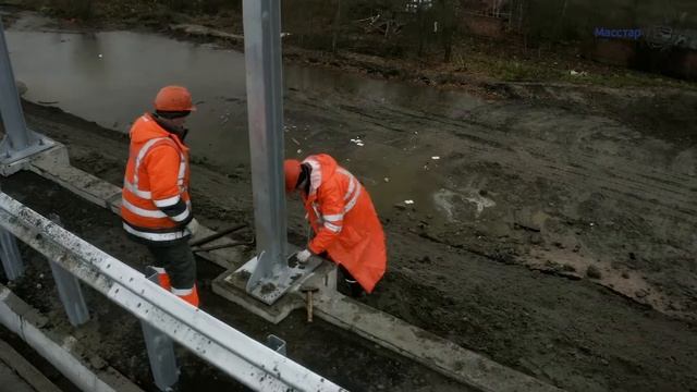 Строительство акустических экранов на скоростной а/д Москва - Санкт-Петербург смотреть онлайн